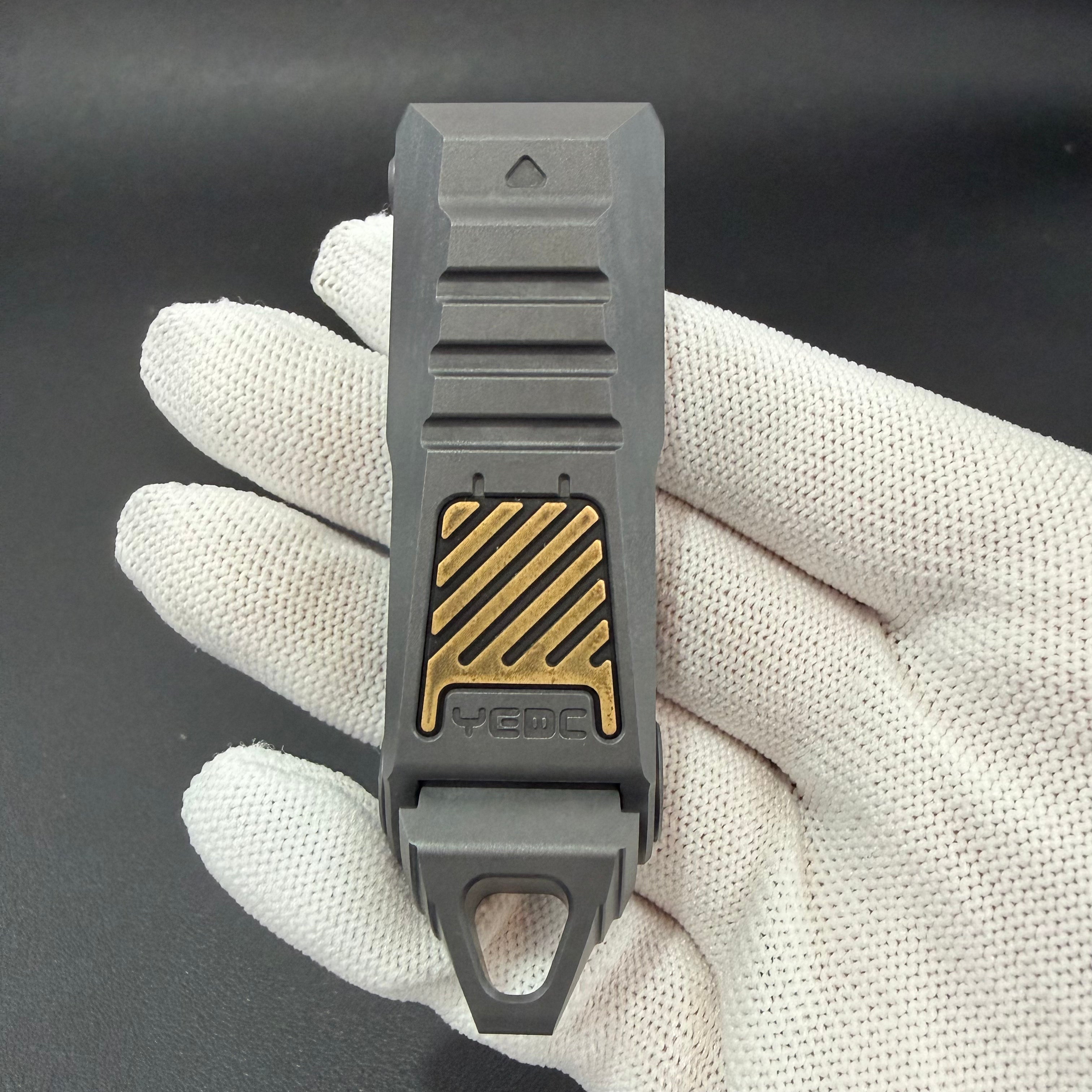 Razor Zirconium