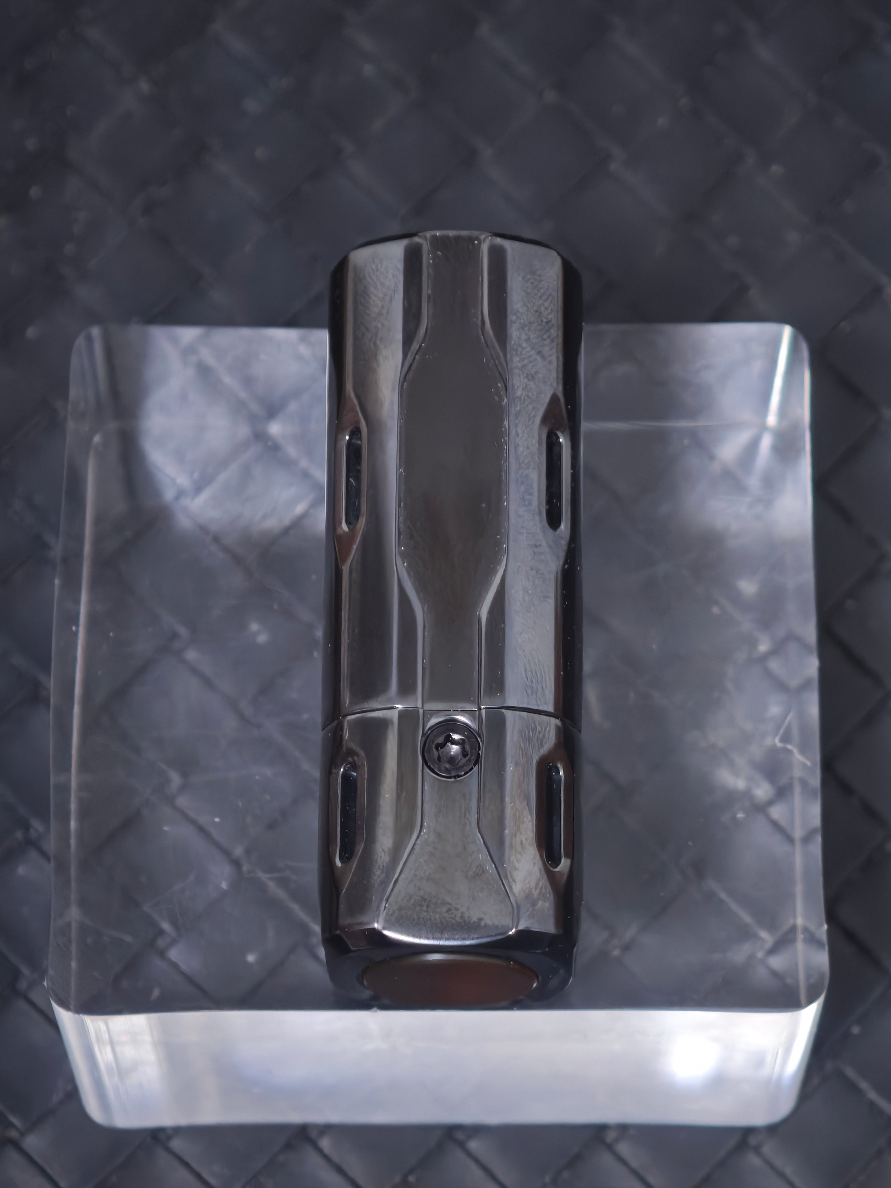 Phase Zirconium